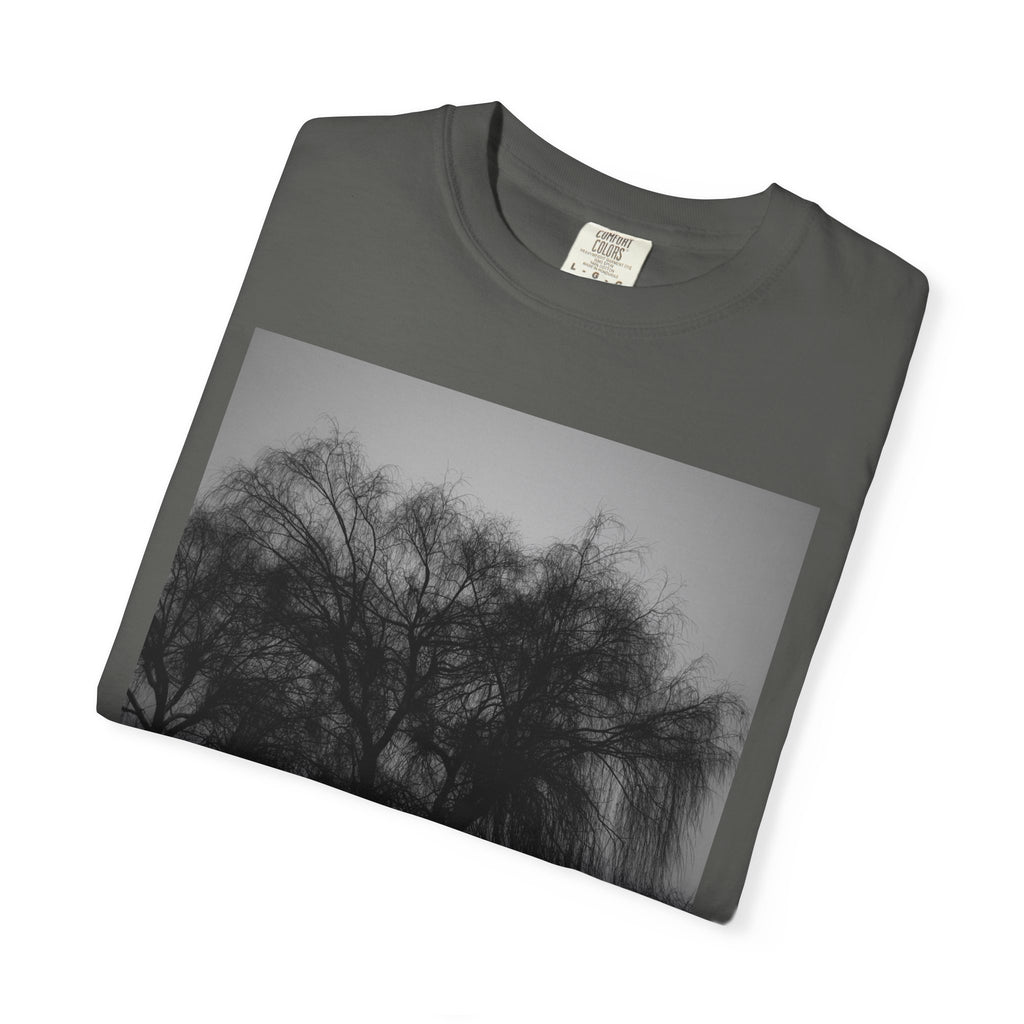Misty Willow Tree Photo T-shirt | Black & White Landscape Tee